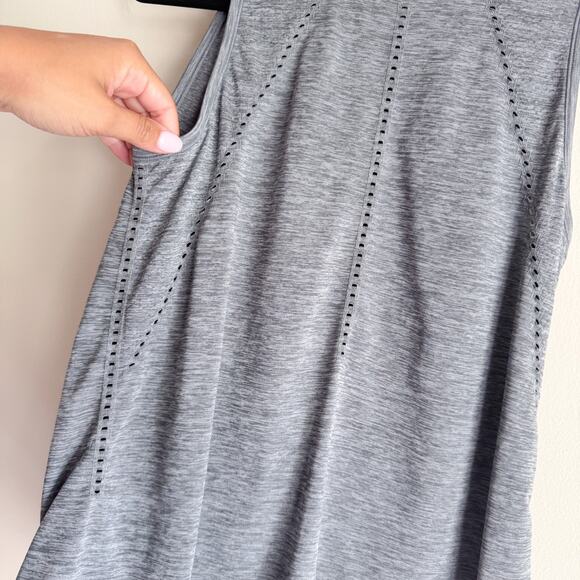 Athleta Grey Foothill Seamless Open Cross Back Tank Top - Small - Picture 3 of 7